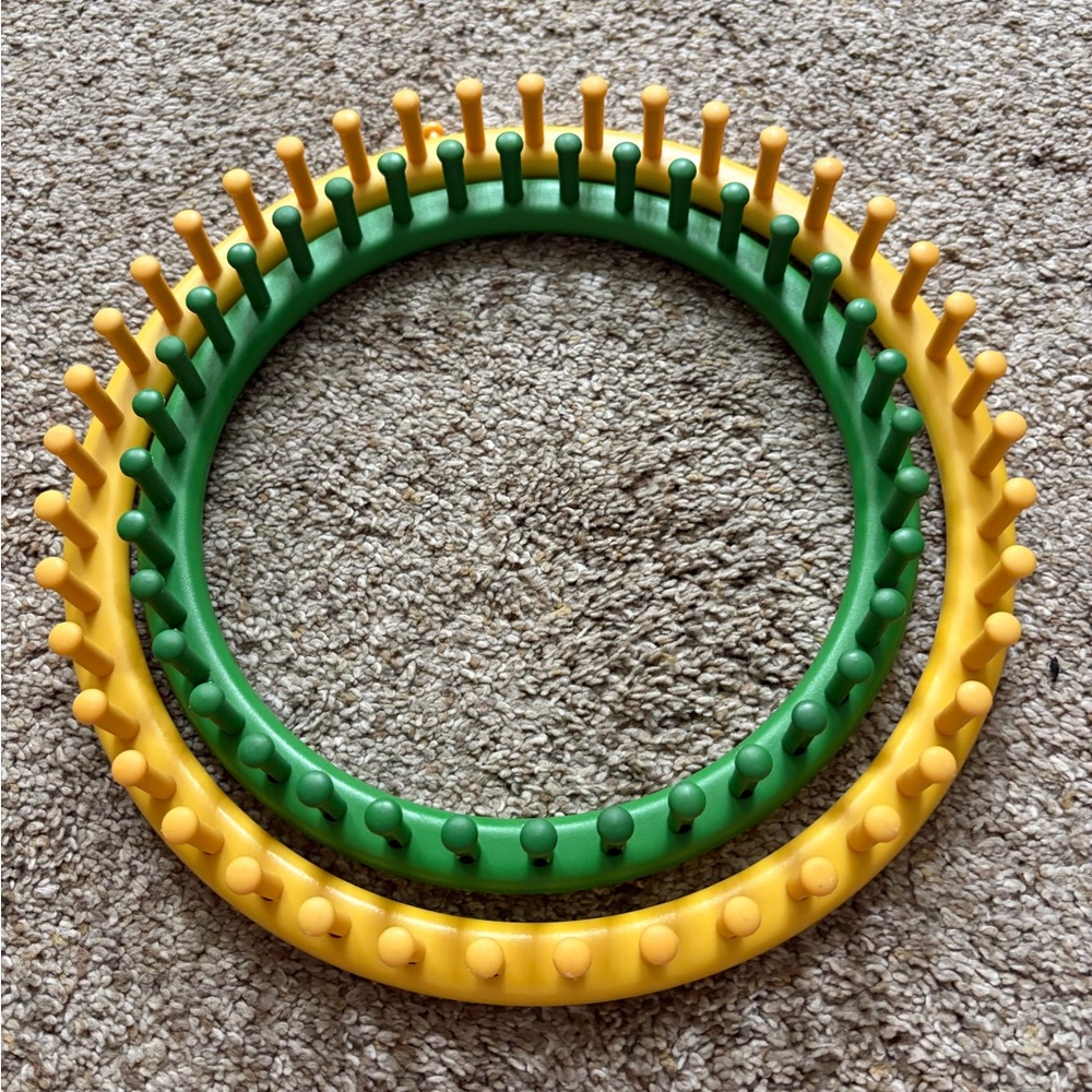 Set of 2 Green and Yellow Knitting Looms